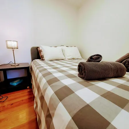 Bairro Alto & Flats By Village דירה *